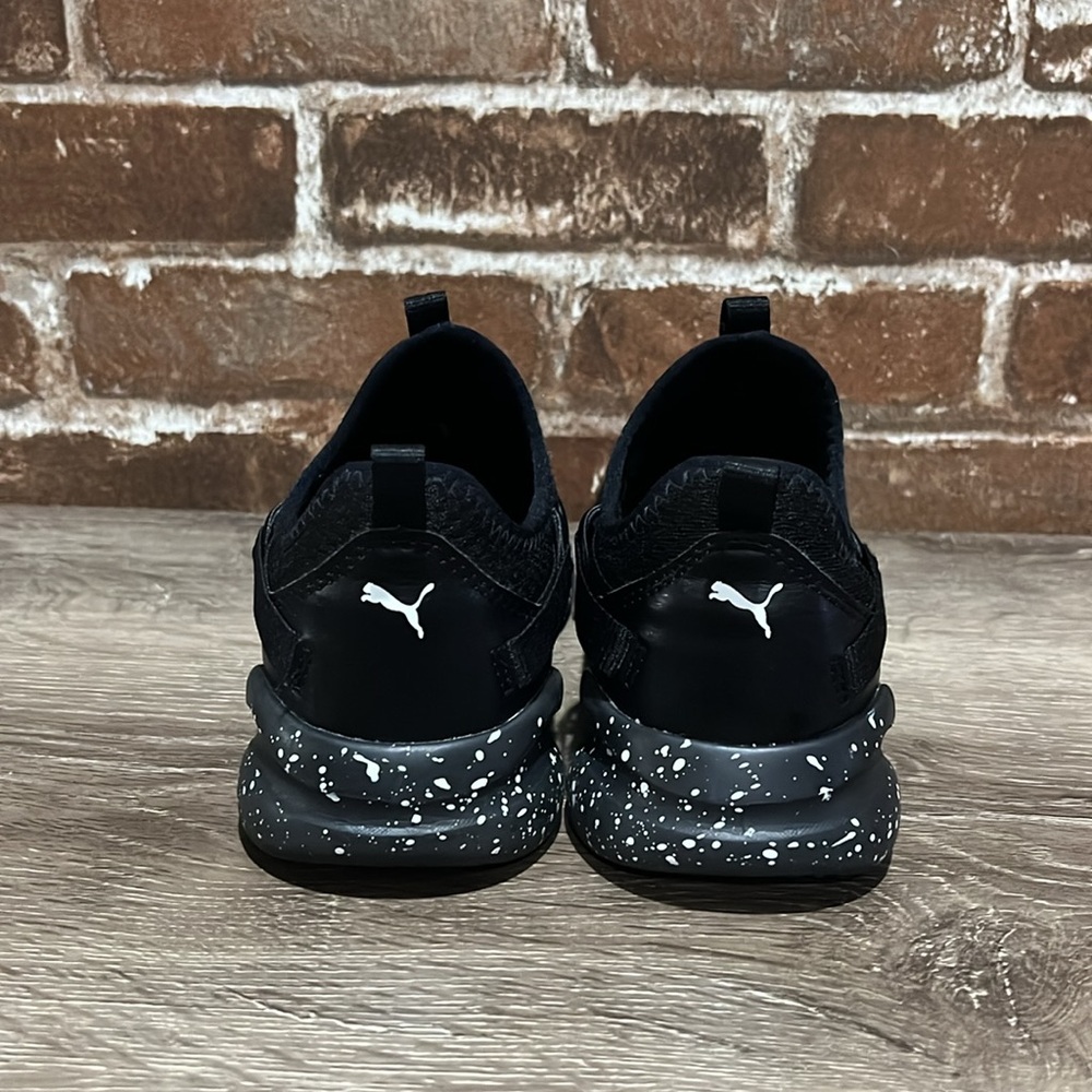Puma - Picture 4 of 8